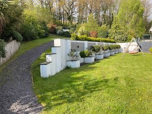 Photo 5- click for photo gallery